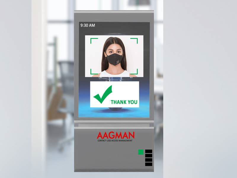 wall mount kiosk showing clicked picture with thank you mesaage